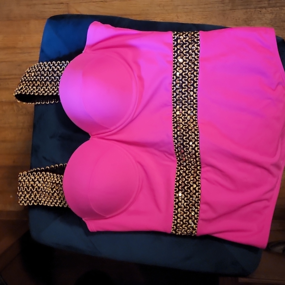 Swimsuit one piece new never worn w liner intact.